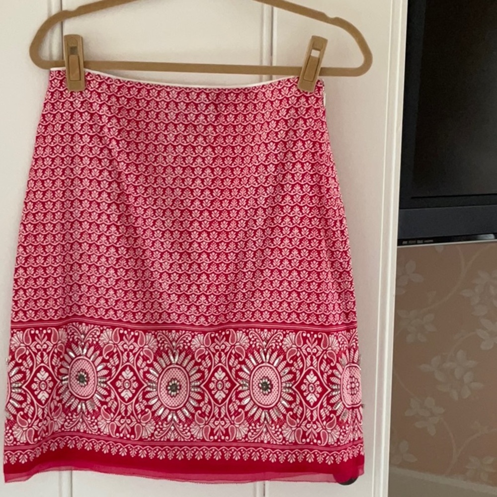 Eloelie tahari skirt